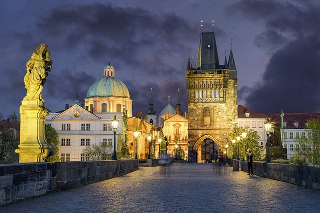 Praha v noci