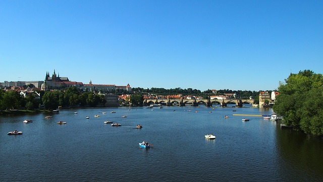loďky na Vltavě